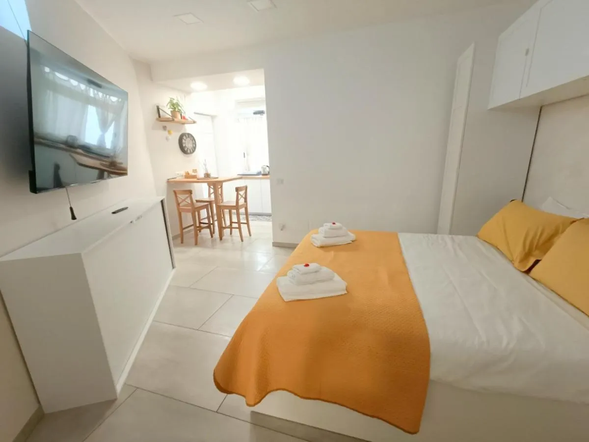 L'Angolo Del Bosco Apartment Naples Italy